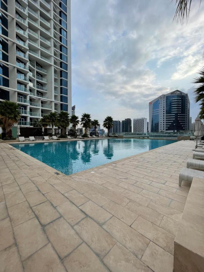 Luxury Aparthotel Prive Дубай Экстерьер фото
