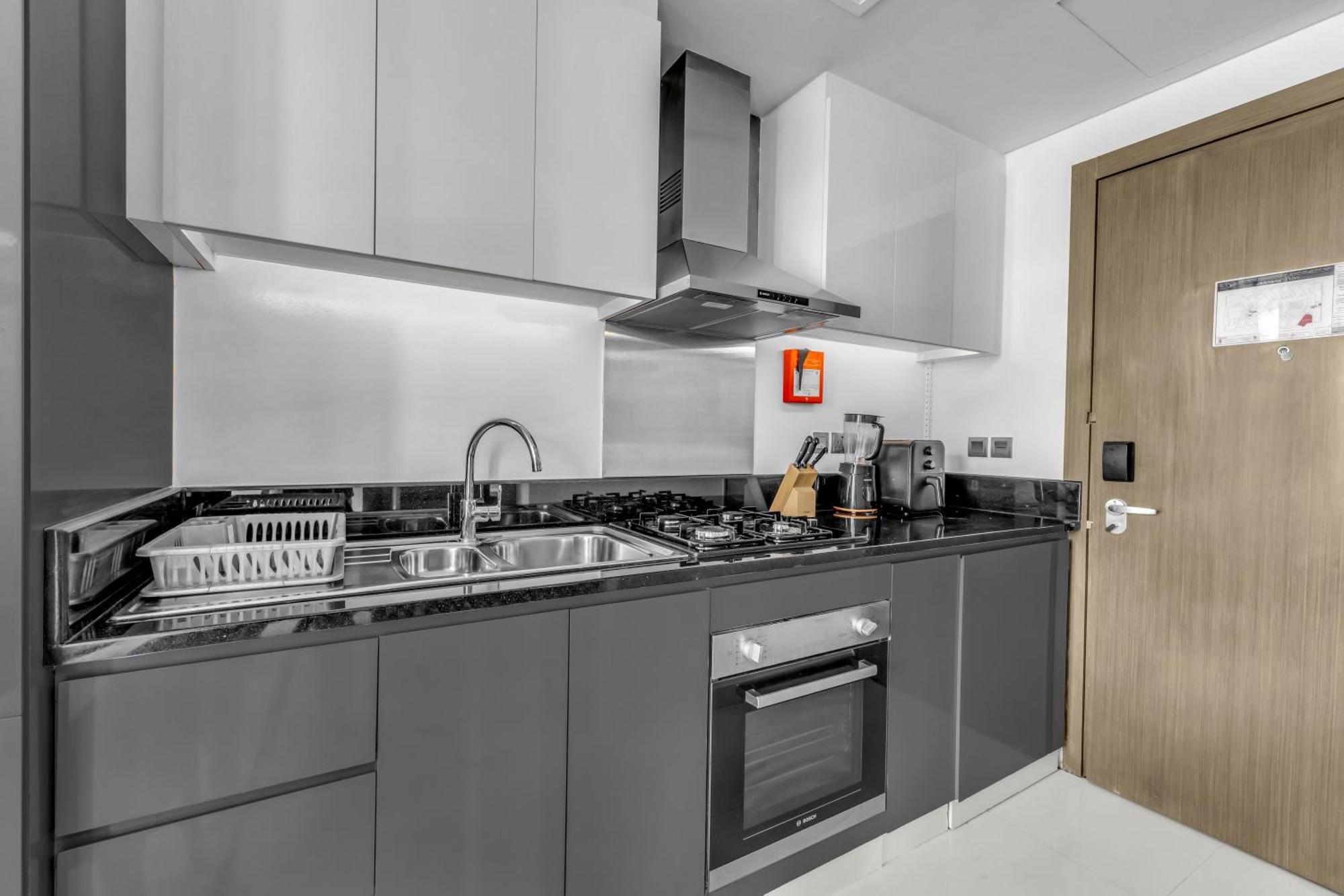 Luxury Aparthotel Prive Дубай Экстерьер фото
